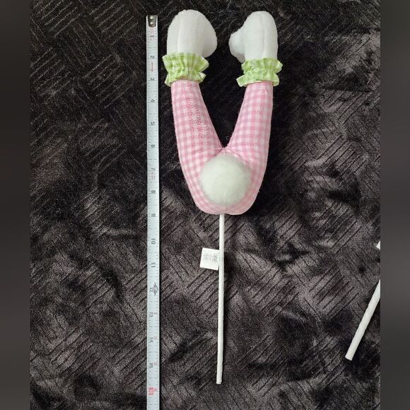 New Lot of two Easter Plush Bunny Bottom / Leg / Tail Pick - Picture 3 of 5